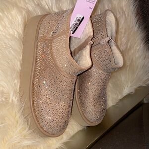 Wild Fable Tan Rhinestone Winter Boots